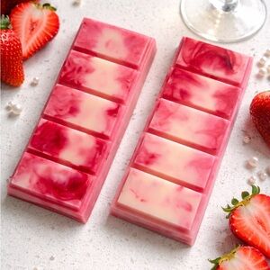 Handmade Strawberry & Champagne Soy Wax Melts | Pink & White Swirl | Cozy Home